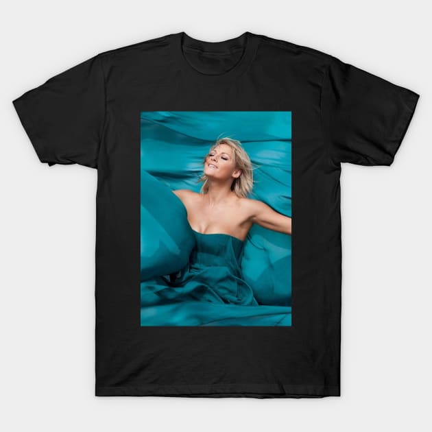 Helene Fischer T-Shirt by Athira-A